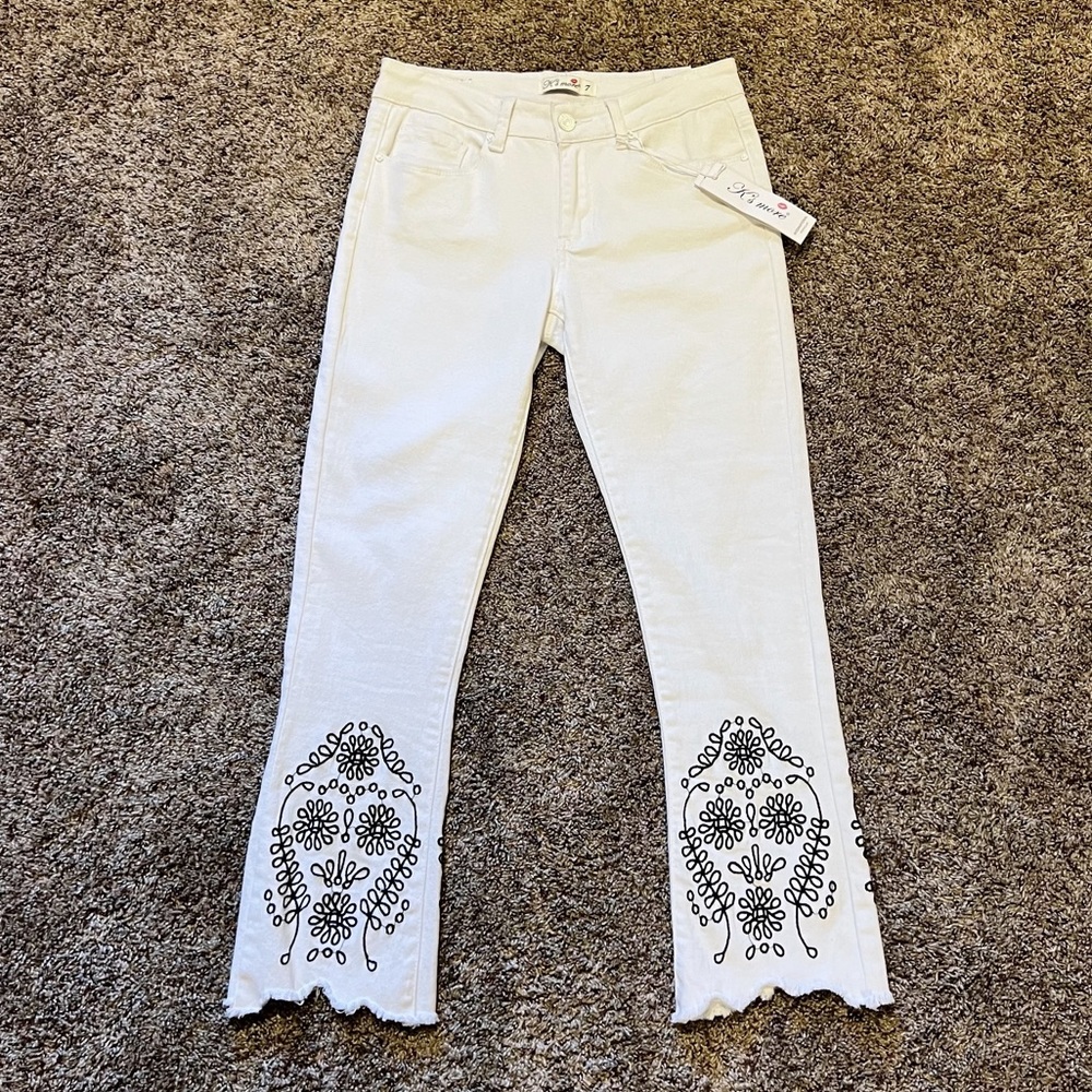 White Embroidered Cropped Pants